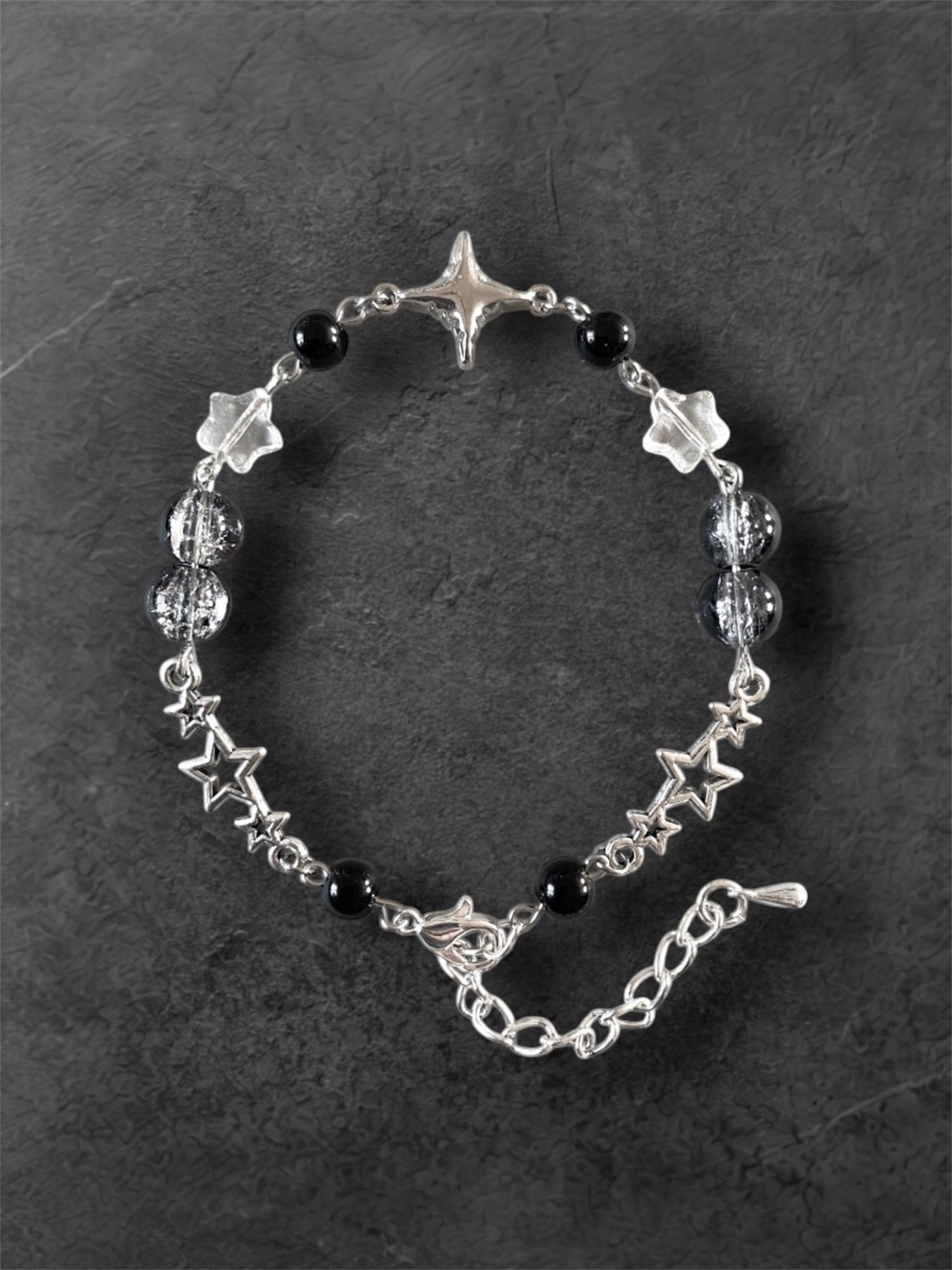 𝘽𝙍𝘼𝘾𝙀𝙇𝙀𝙏𝙎