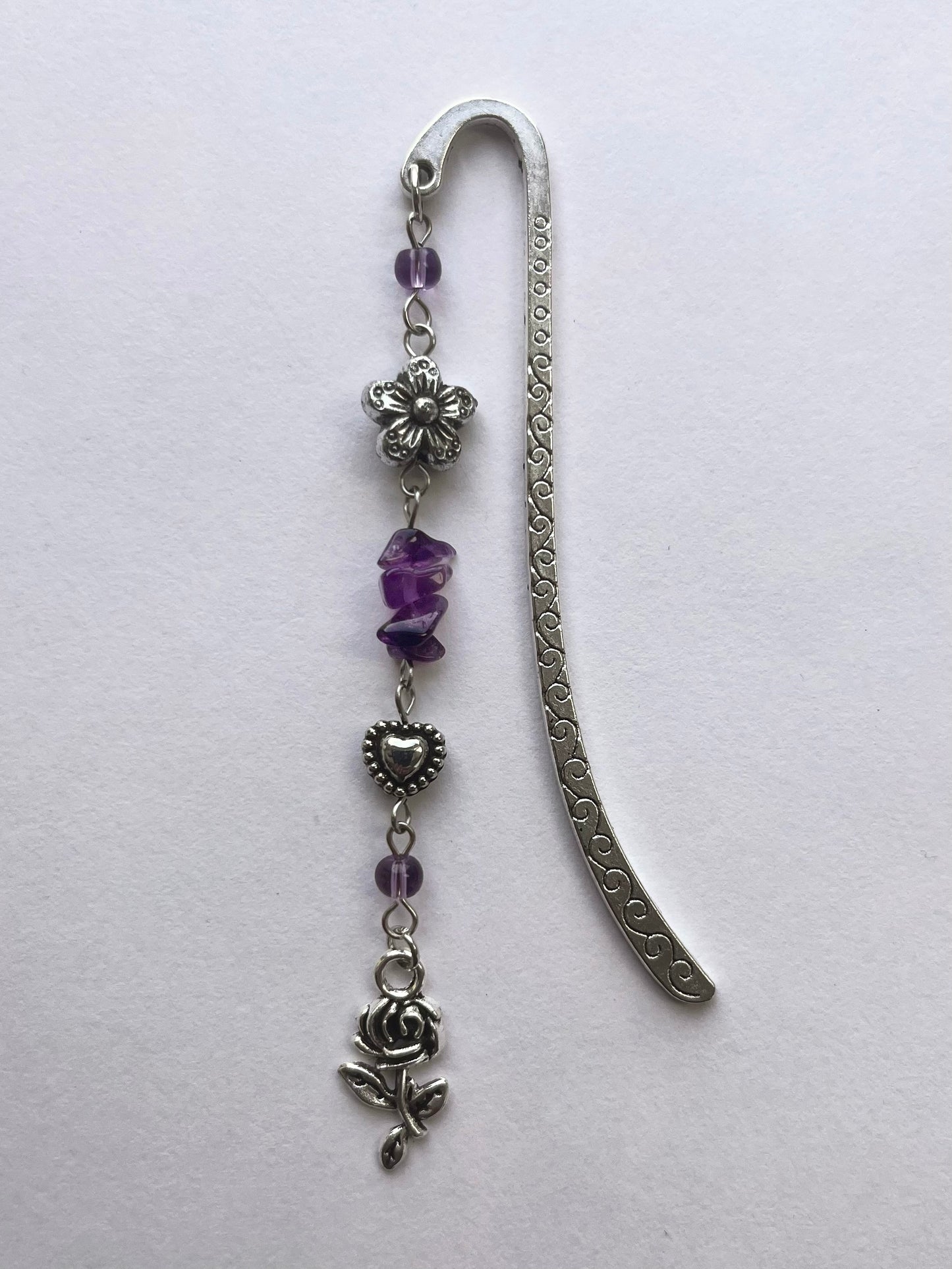 𝐕𝐢𝐨𝐥𝐞𝐭 𝐁𝐨𝐨𝐤𝐦𝐚𝐫𝐤