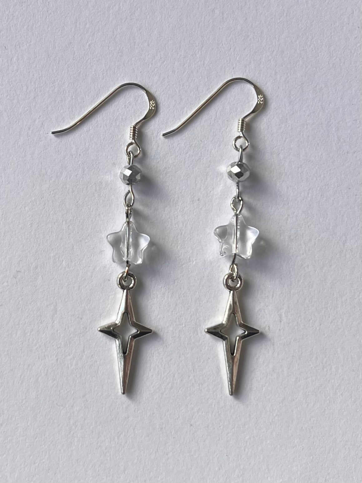 𝐀𝐬𝐭𝐫𝐚 𝐋𝐮𝐱 𝐄𝐚𝐫𝐫𝐢𝐧𝐠𝐬